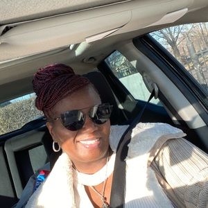 Meet your Posher, Kim